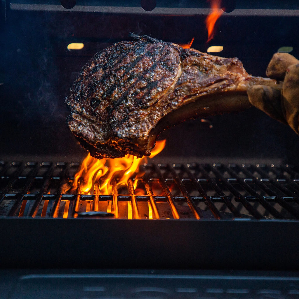 Louisiana Grills 1000 Black Label Series Pellet Grill with Wi-Fi&reg; and Bluetooth&reg;